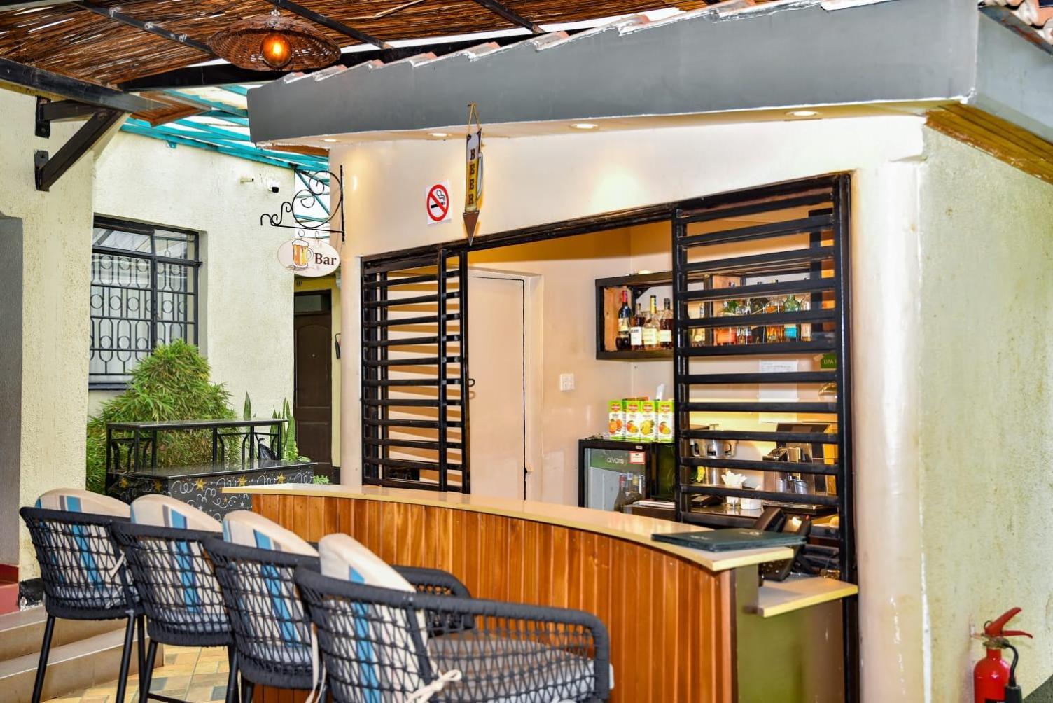 Cozy Stead Hotell Nairobi Exteriör bild